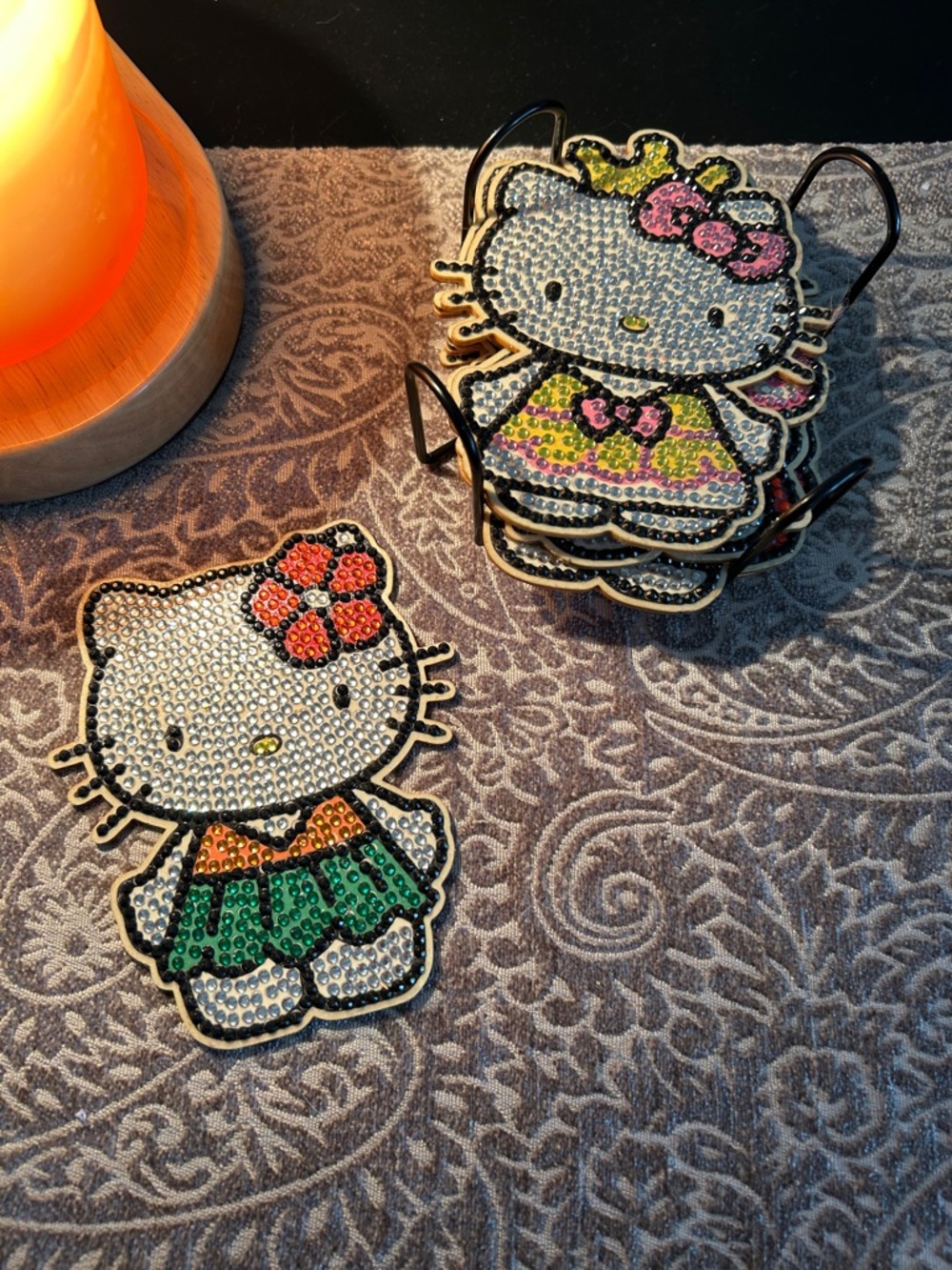 Hello Kitty Crystal Appliqué Patch - Pink Bow & Green Outfit